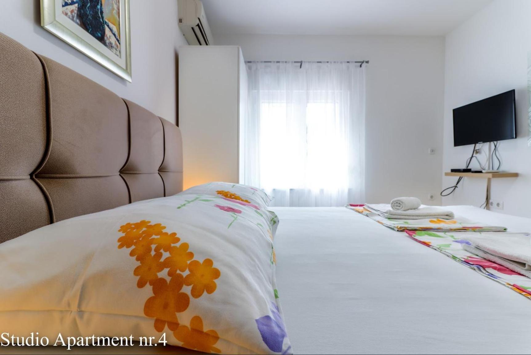 Apartments Juric Vrsar Bagian luar foto