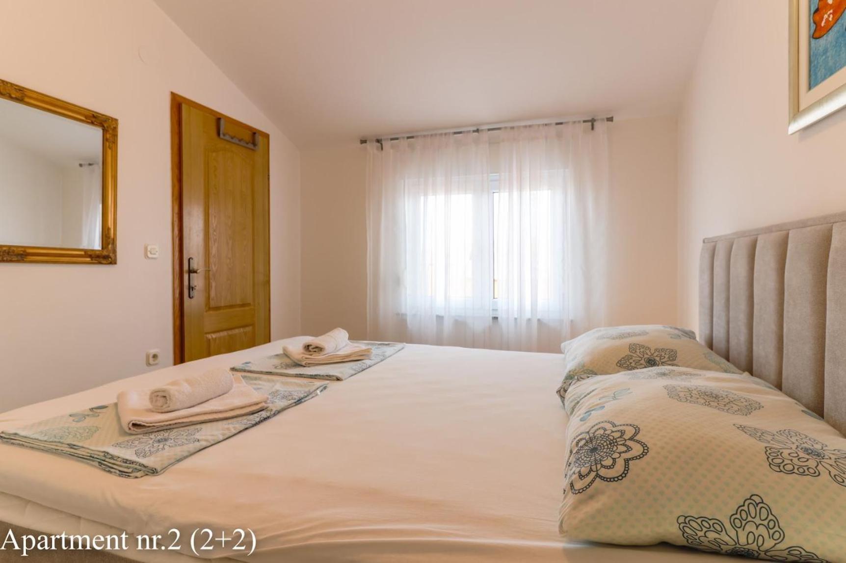 Apartments Juric Vrsar Bagian luar foto
