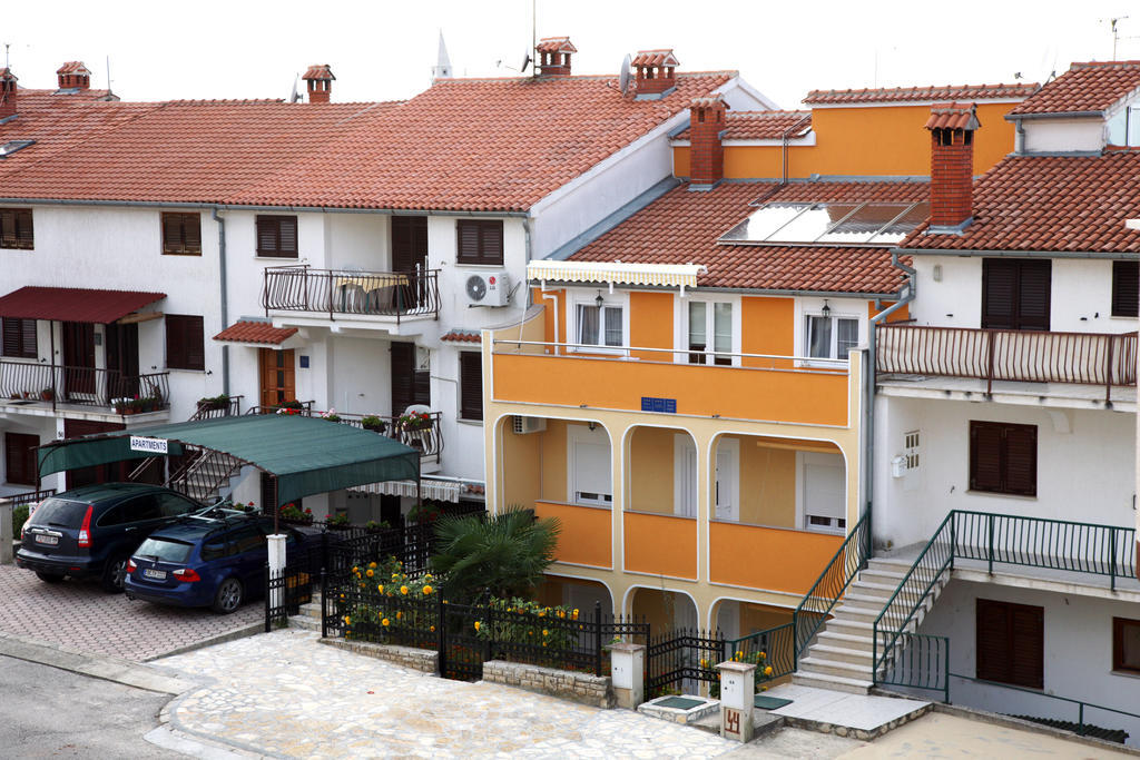 Apartments Juric Vrsar Bagian luar foto